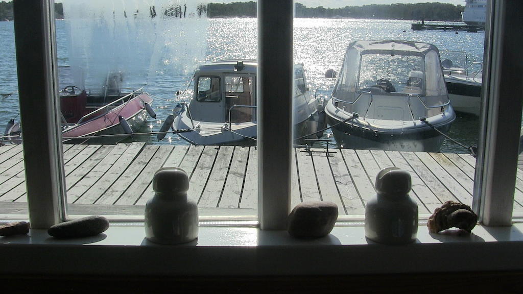 Vuosnaisten Meriasema Kustavi Room photo